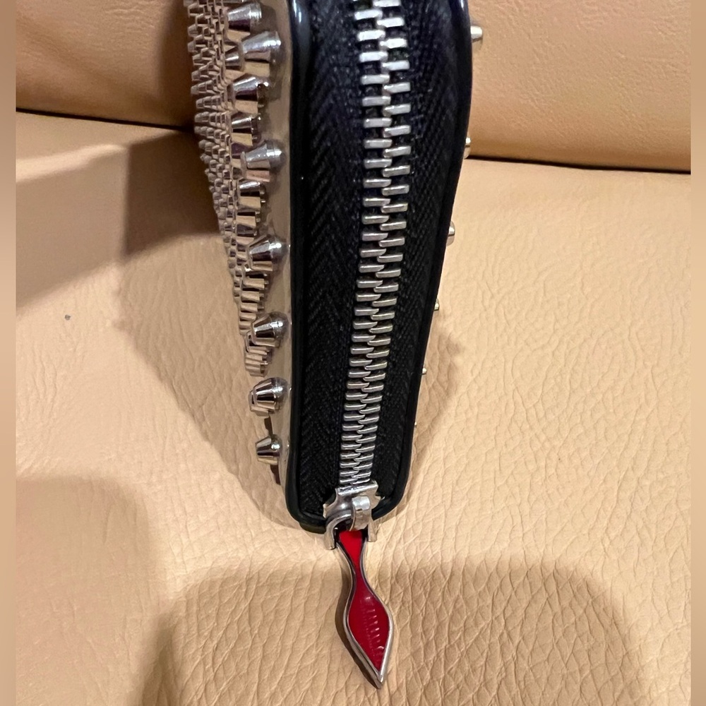 CHRISTIAN LOUBOUTIN Panettone Silver Leather Studded Zip Around Long Wallet - Picture 4 of 10